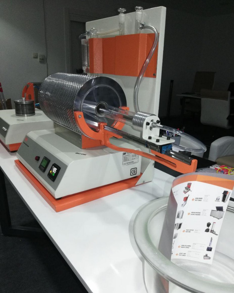 تصویر  دستگاه تست درصد دوده(کوره)