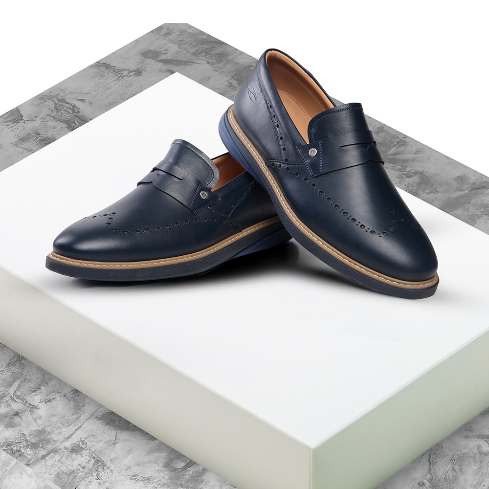 Picture of کفش اسپورت مردانه رجینا