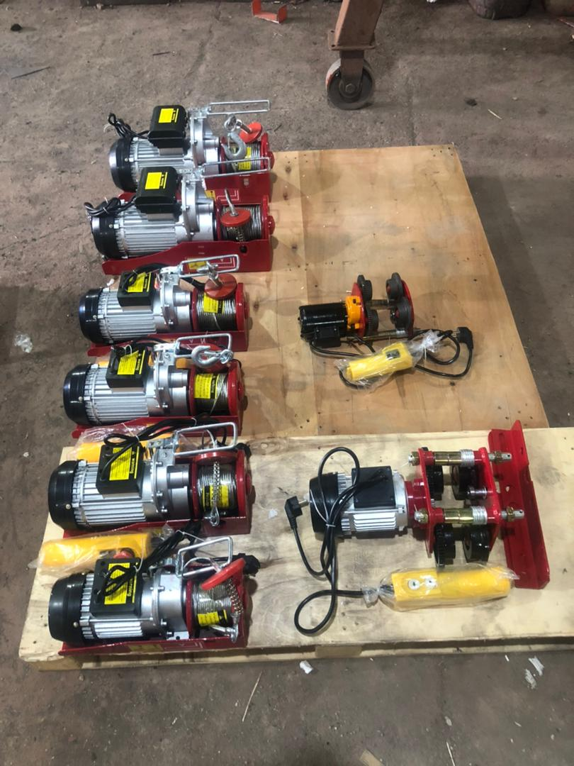 تصویر  وینچ تک فاز سیم بکسلی