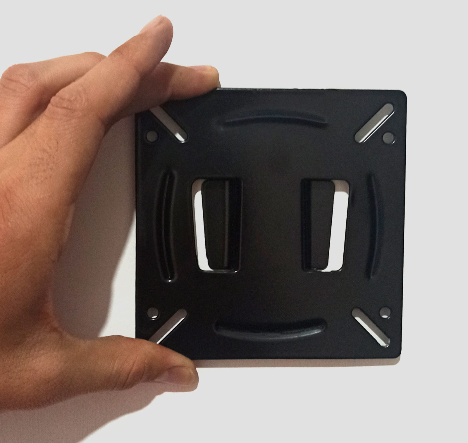 تصویر  پایه مانیتور مدل TH-10 مناسب برای مانیتور های 10 تا 26 اینچ