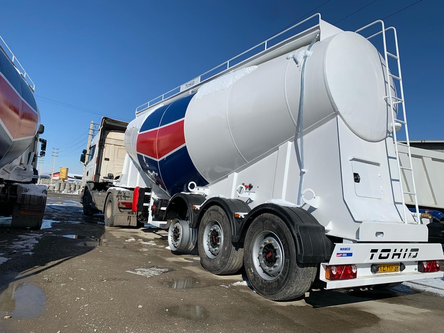 تصویر  بونکر سه محور سیمان