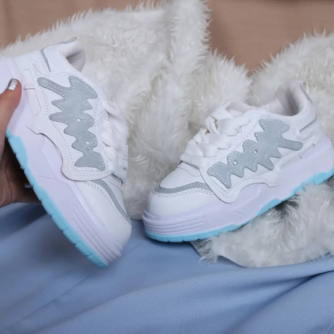 تصویر  کفش ونس زنانه