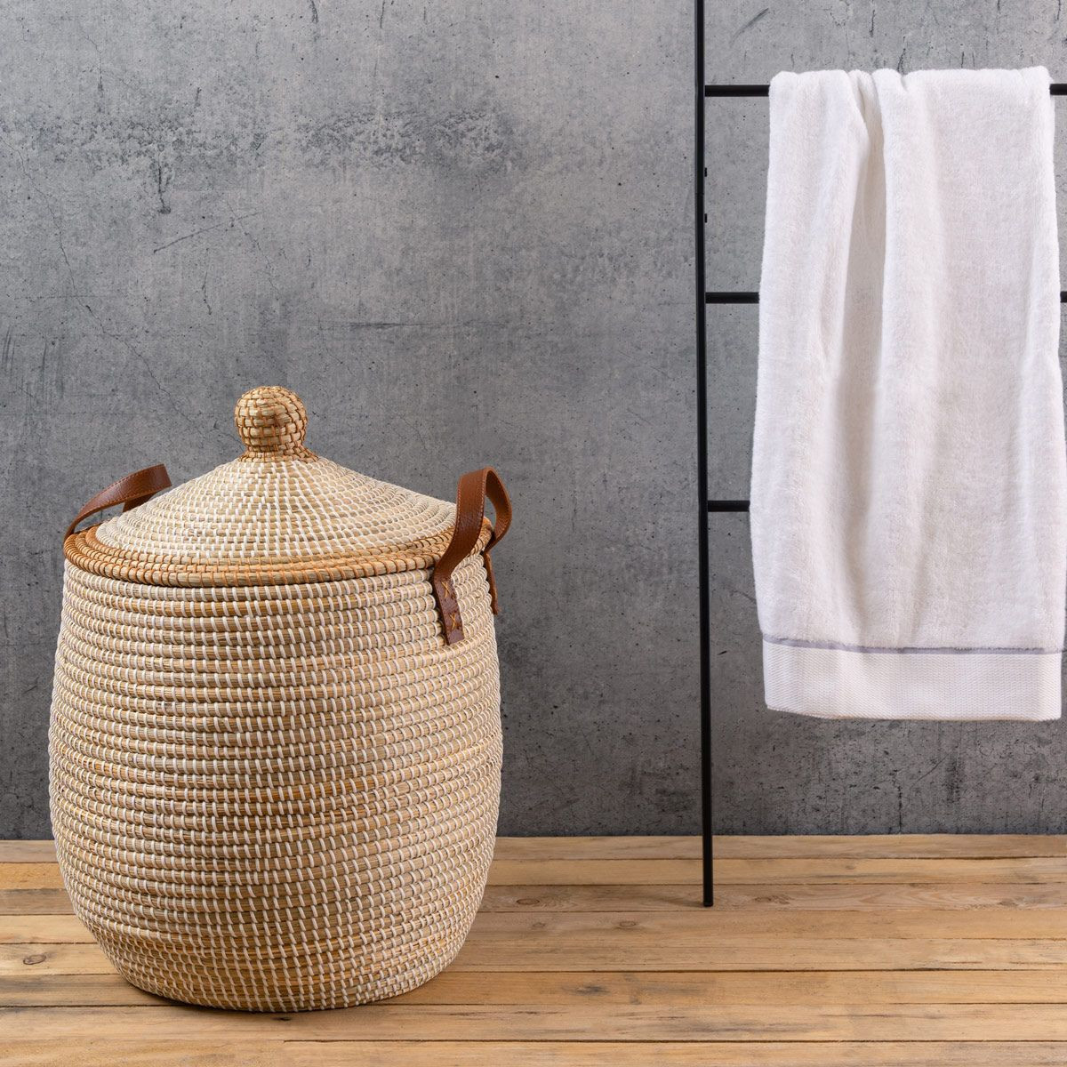 Picture of Seagrass Woven Laundry Basket, Storage Basket, and Wicker Basket - Quality Craftsmanship