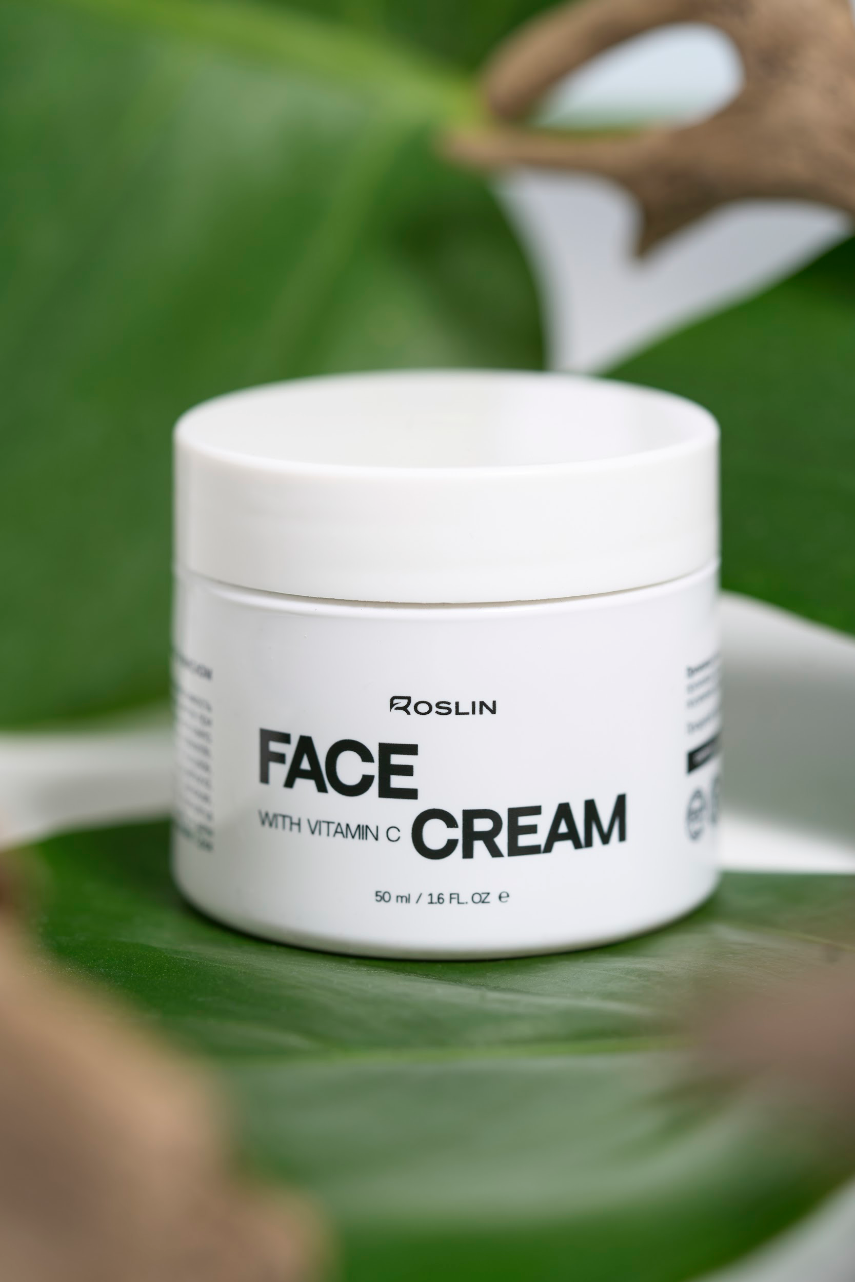 Picture of ROSLIN Face cream "Nutrition and Care" for all skin types with vitamin C 50 ml