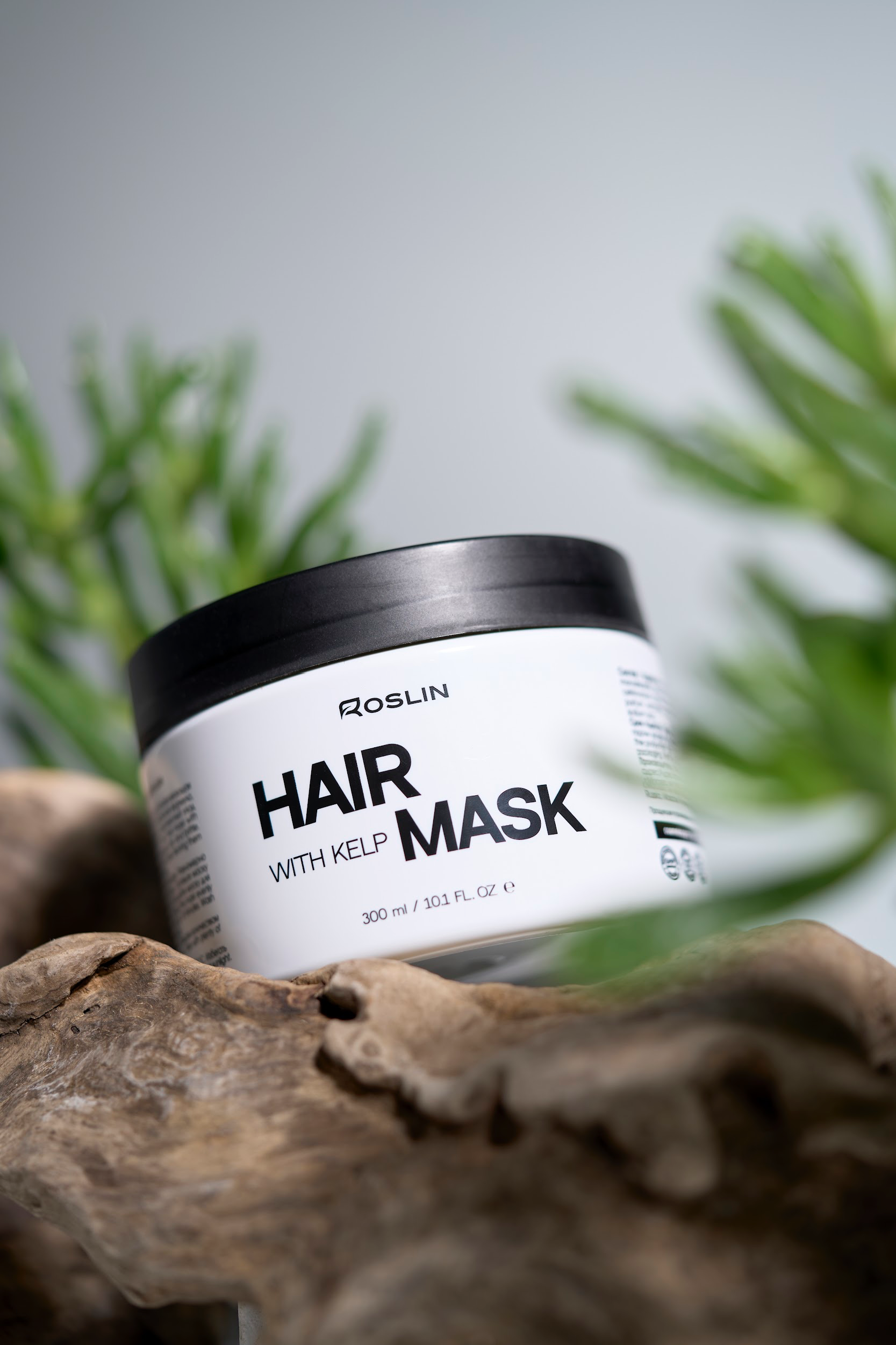 Picture of ROSLIN Hair mask with kelp "Intensive SPA care" 300 ml