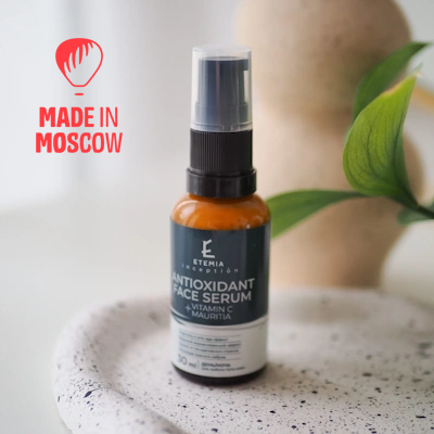 تصویر  سرم آنتی‌اکسیدان با ویتامین C و روغن نخل موریچ، Etemia