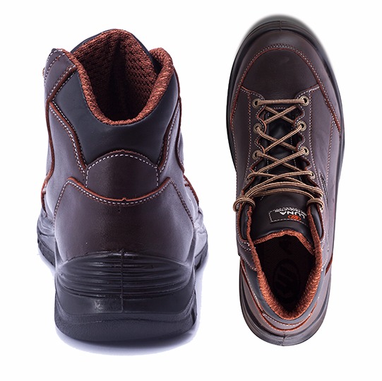 تصویر  پوتین ایمنی مهندسی لونا چرم 424 c