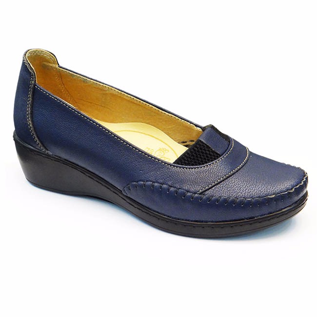 تصویر  کفش زنانه طبی چرمی ترنــم